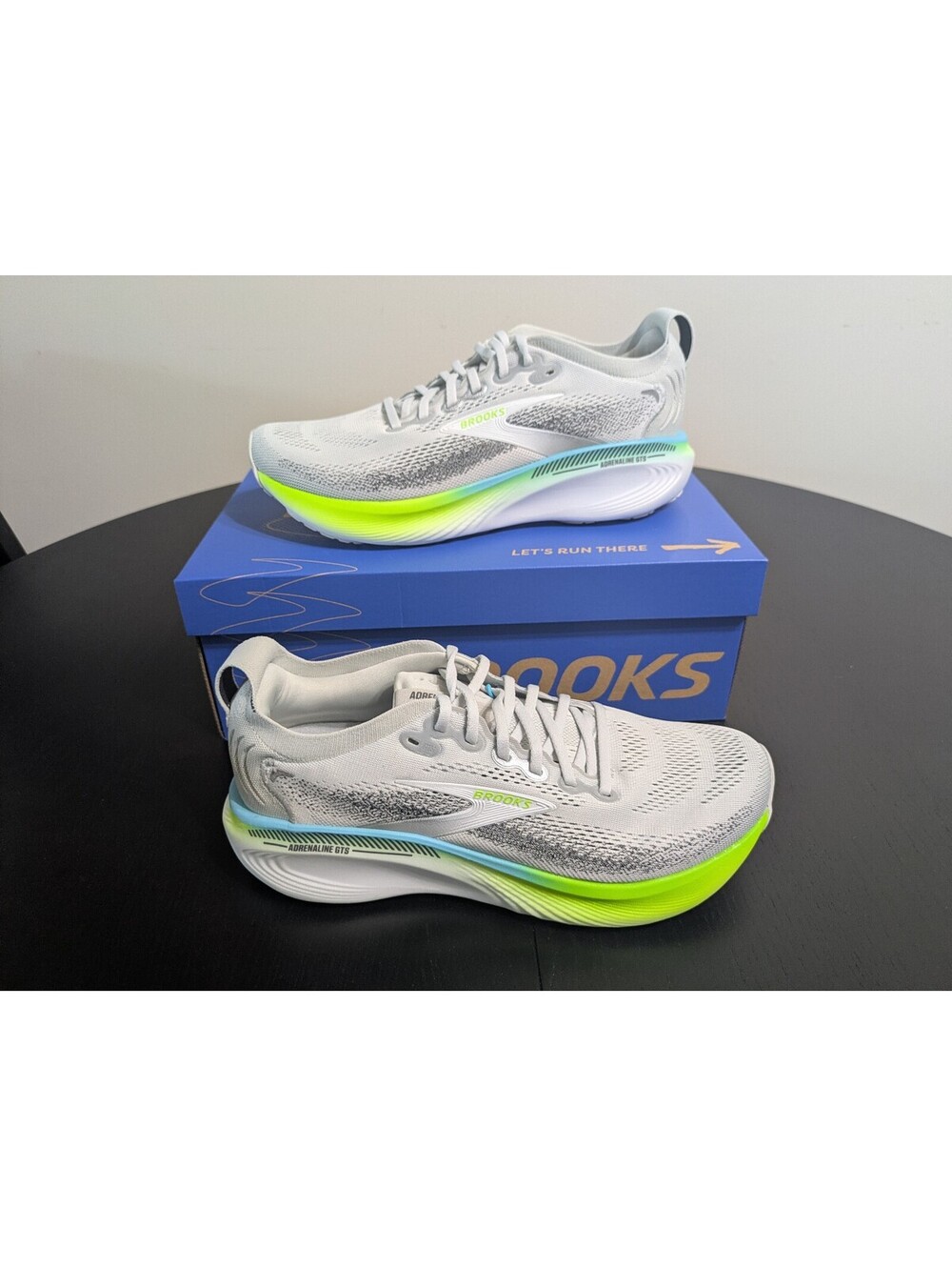 Brooks Adrenaline GTS 25 Men's Running Shoes - New in box